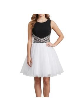Blondie Nites Backless Beaded Mini Prom Fairy Whimsigoth Dress Juniors Size 3